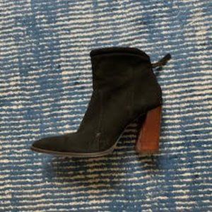 ZARA BLACK SUEDE ANKLE BOOT